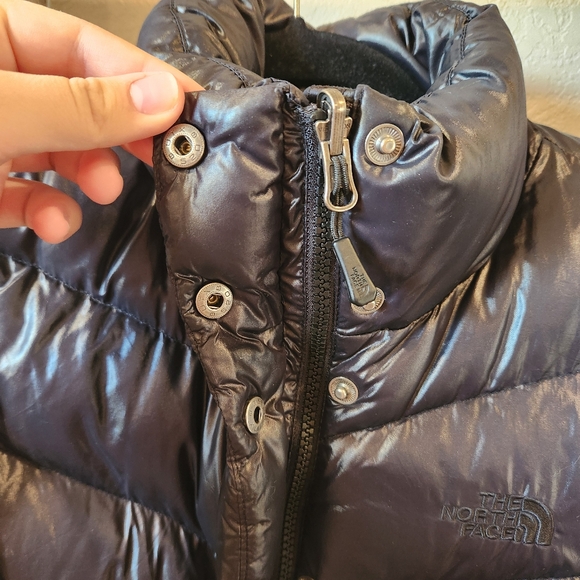 The North Face 2010 Nuptse Women's Shiney Grey Puffer Coat - Size Medium - Picture 3 of 10